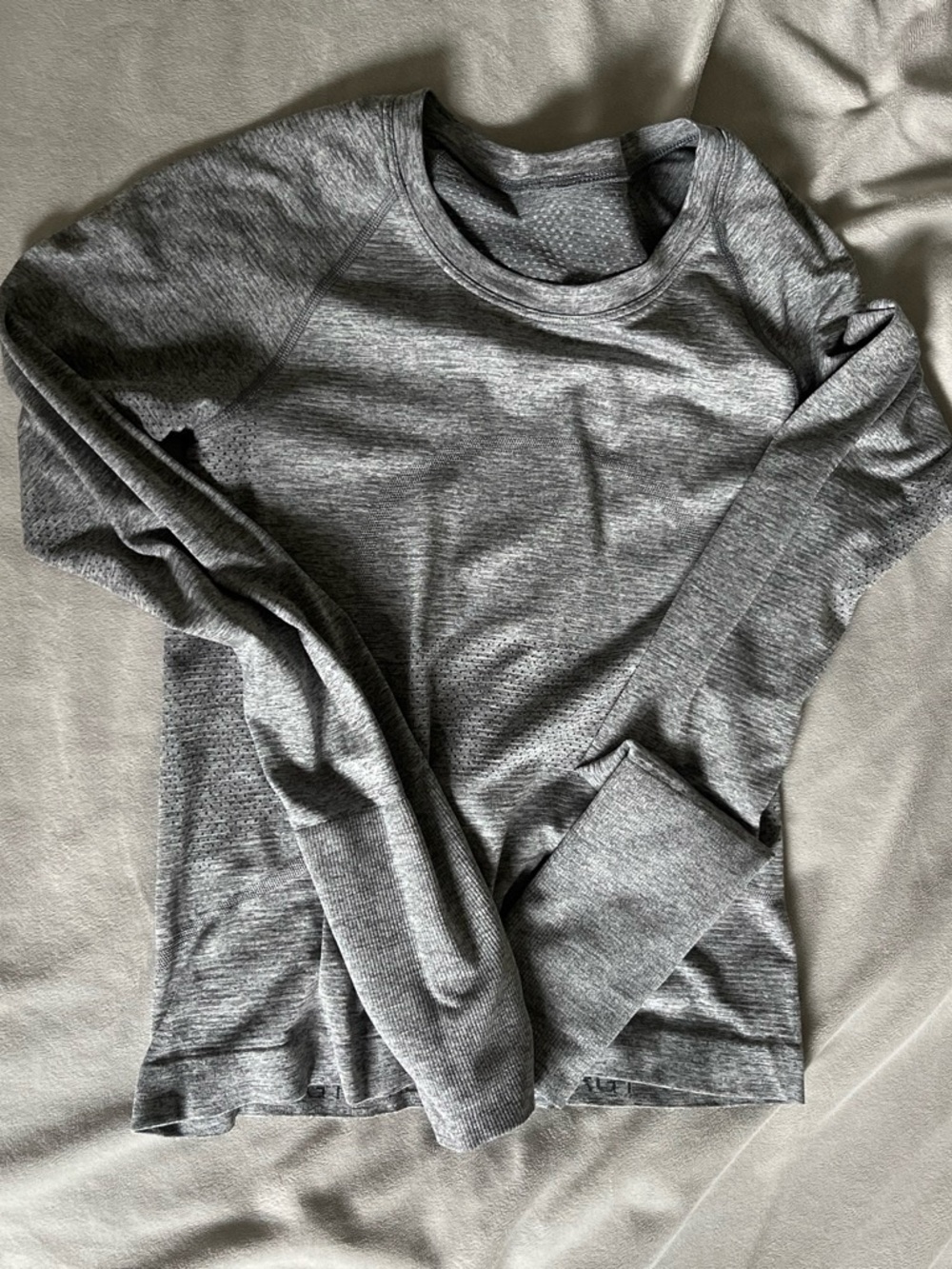 lululemon athletica Heather Gray Crewneck Pullover